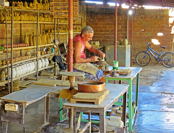 Casa del Alfarero pottery house in Trinidad