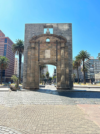 Arch in Montevideo