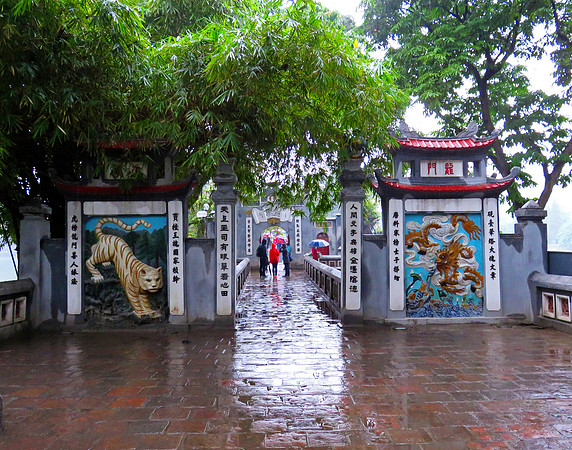 Ngoc Son Temple