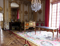 Louis XV's office and desk